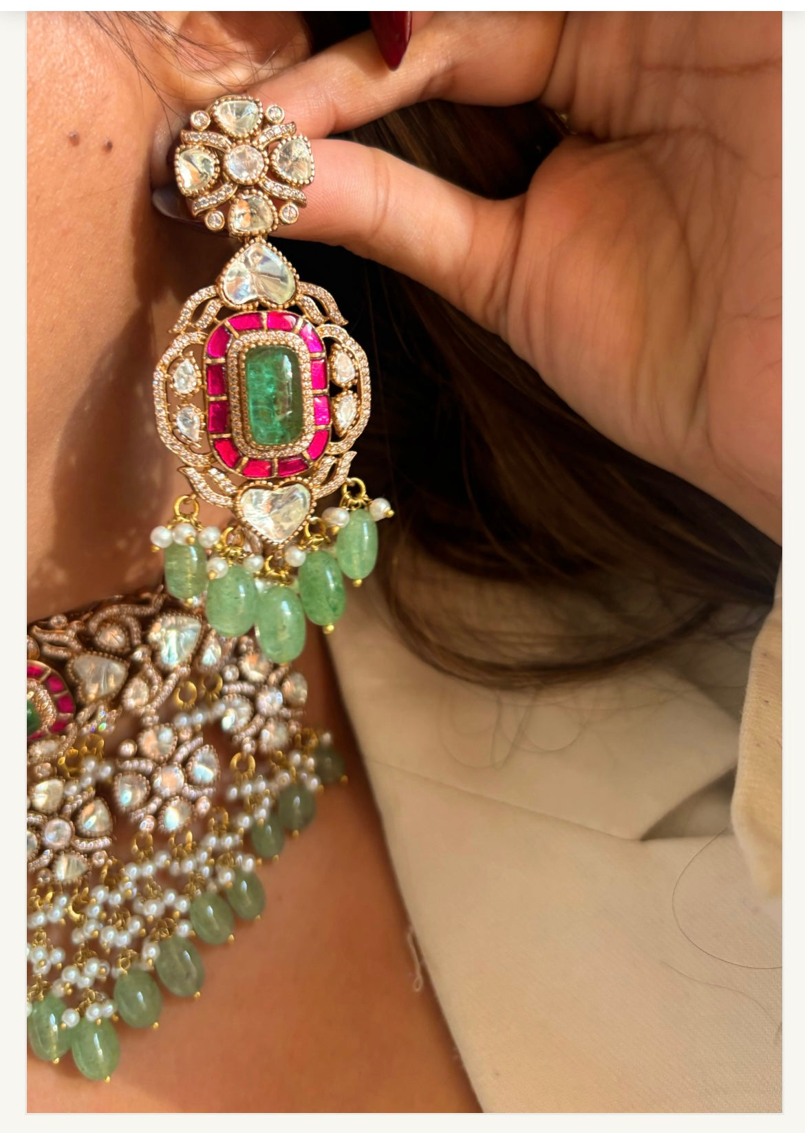 Heeravati Kundan Kanthi Set