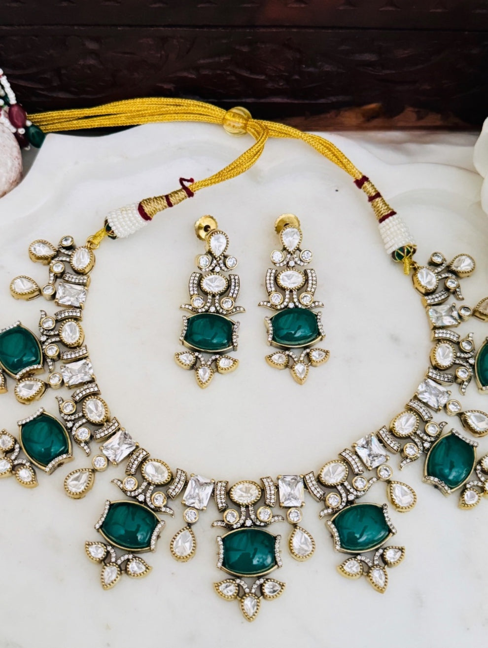 Kartika Emerald Polki Necklace Set