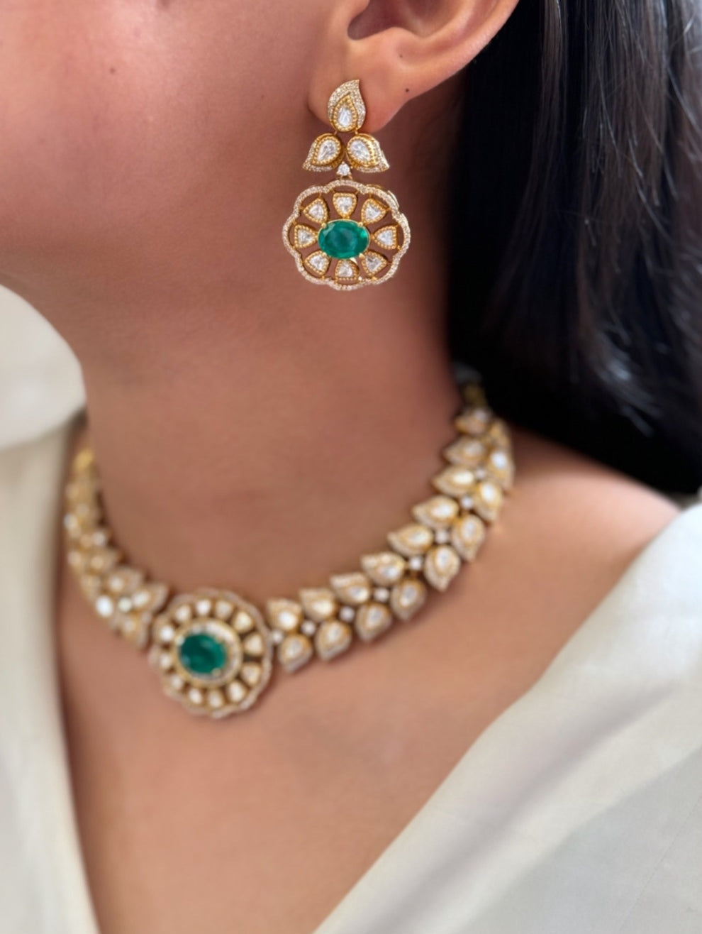Gulzar Emerald Necklace Set
