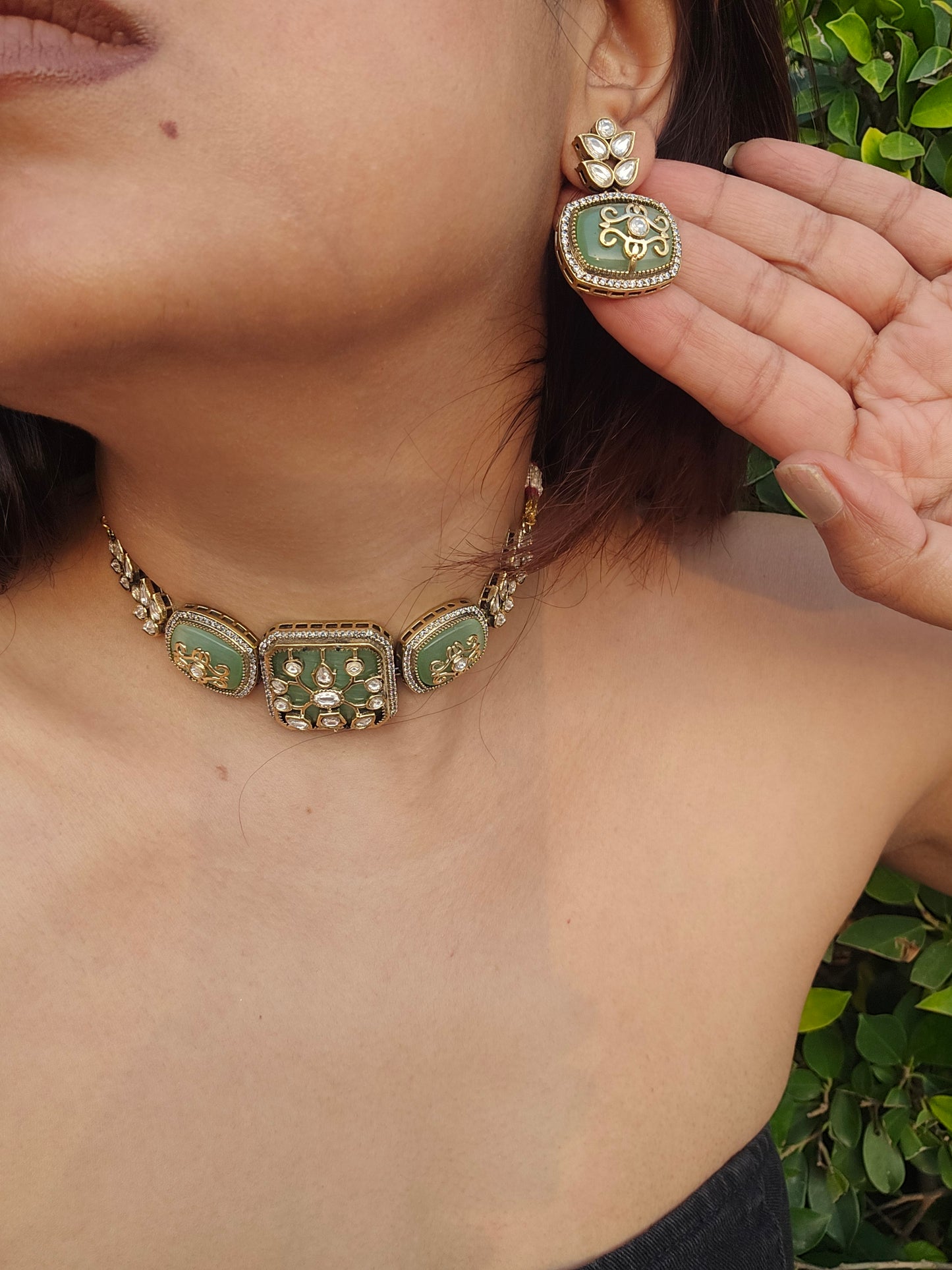 Inlay Mint Choker Set