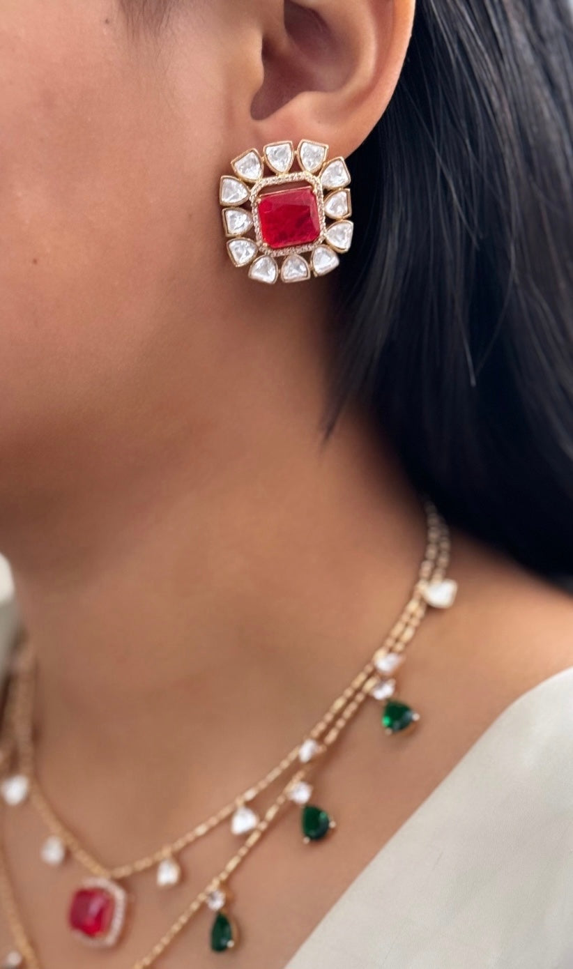 Khazin Indowestern Double layered Pendant Set