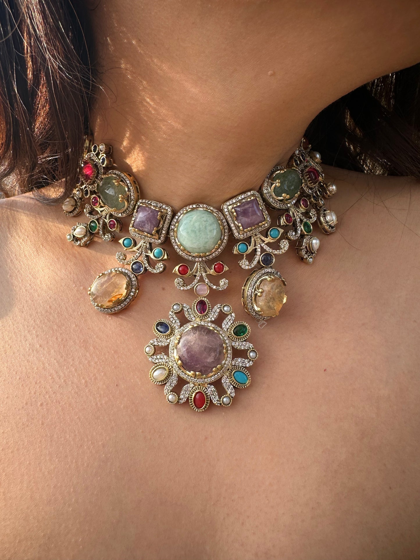 Multistone Choker Necklace Set