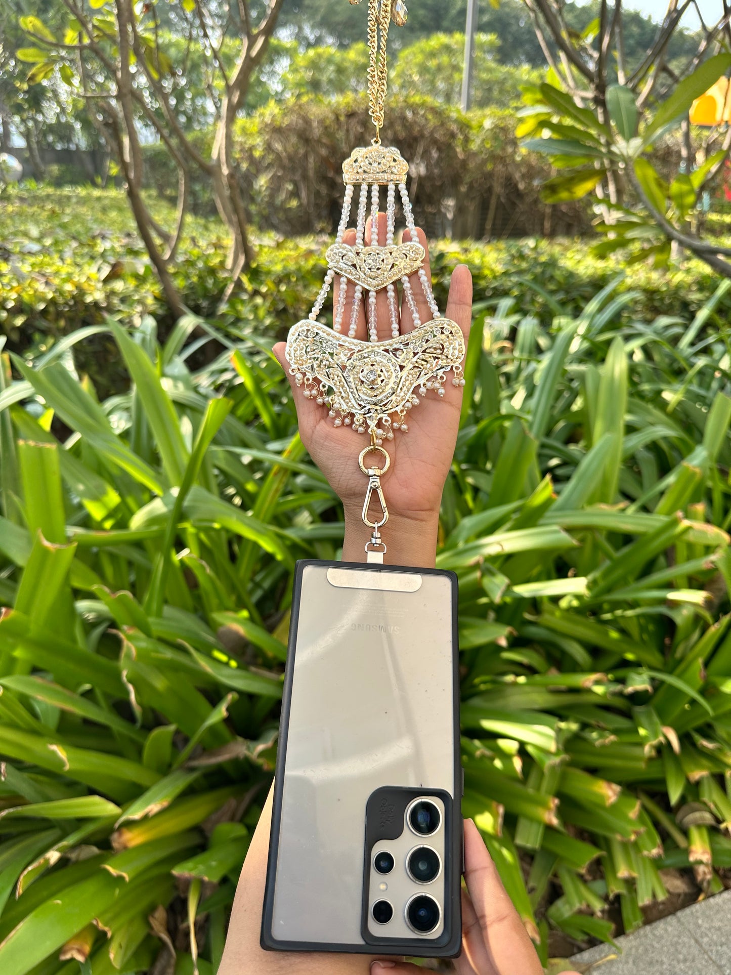 Handmade Tiered Kundan Phone Sling – Gold Crossbody Chain with Charms