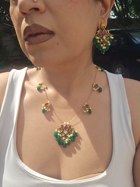 Invisible Chain Lotus Necklace Set