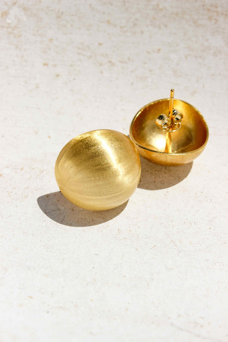 Isabella Matt finish gold studs