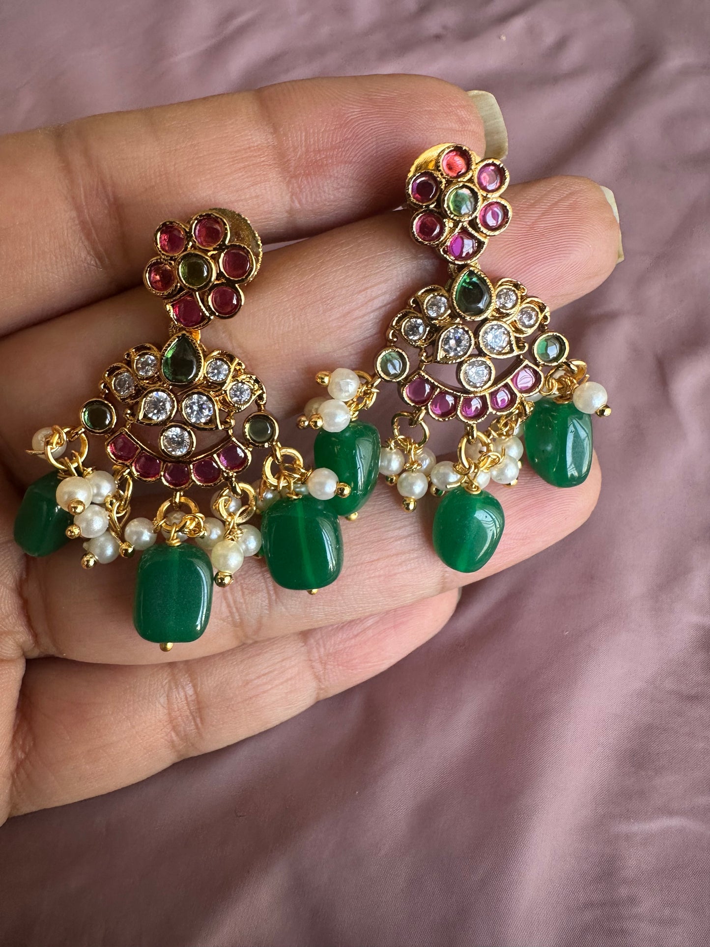 Invisible Chain Necklace Set-Mandakini