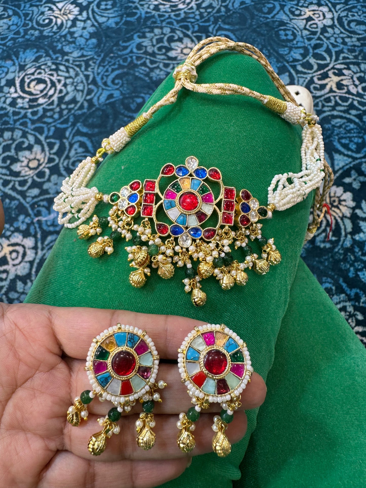 Kundan Navratran Choker Set