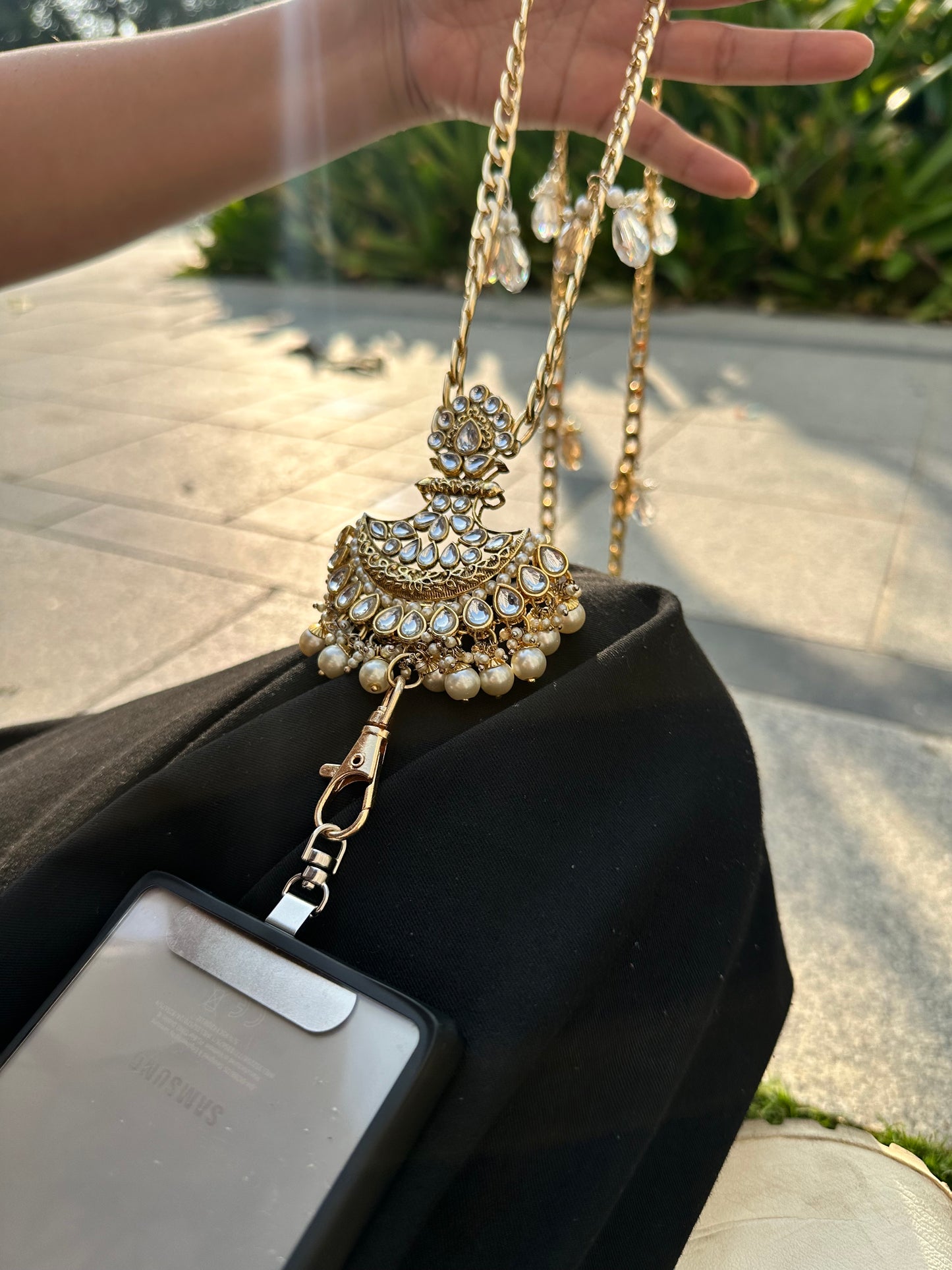 Kundan Crescent Moon Phone Sling – Gold Wedding Chain with Universal Tether