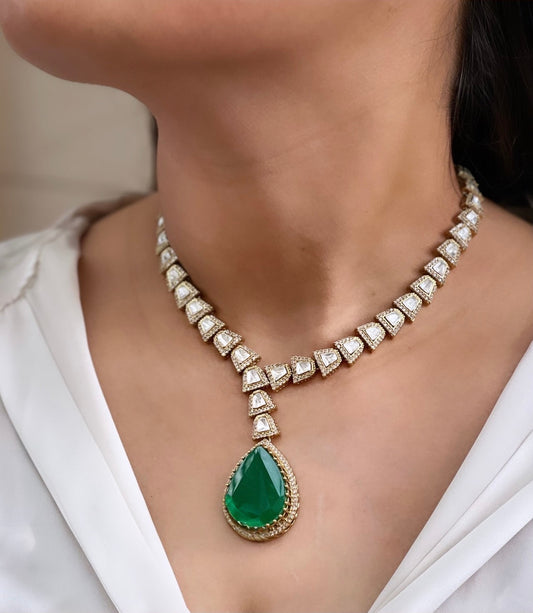 Zahara Emerald and Mossanite Pendant set
