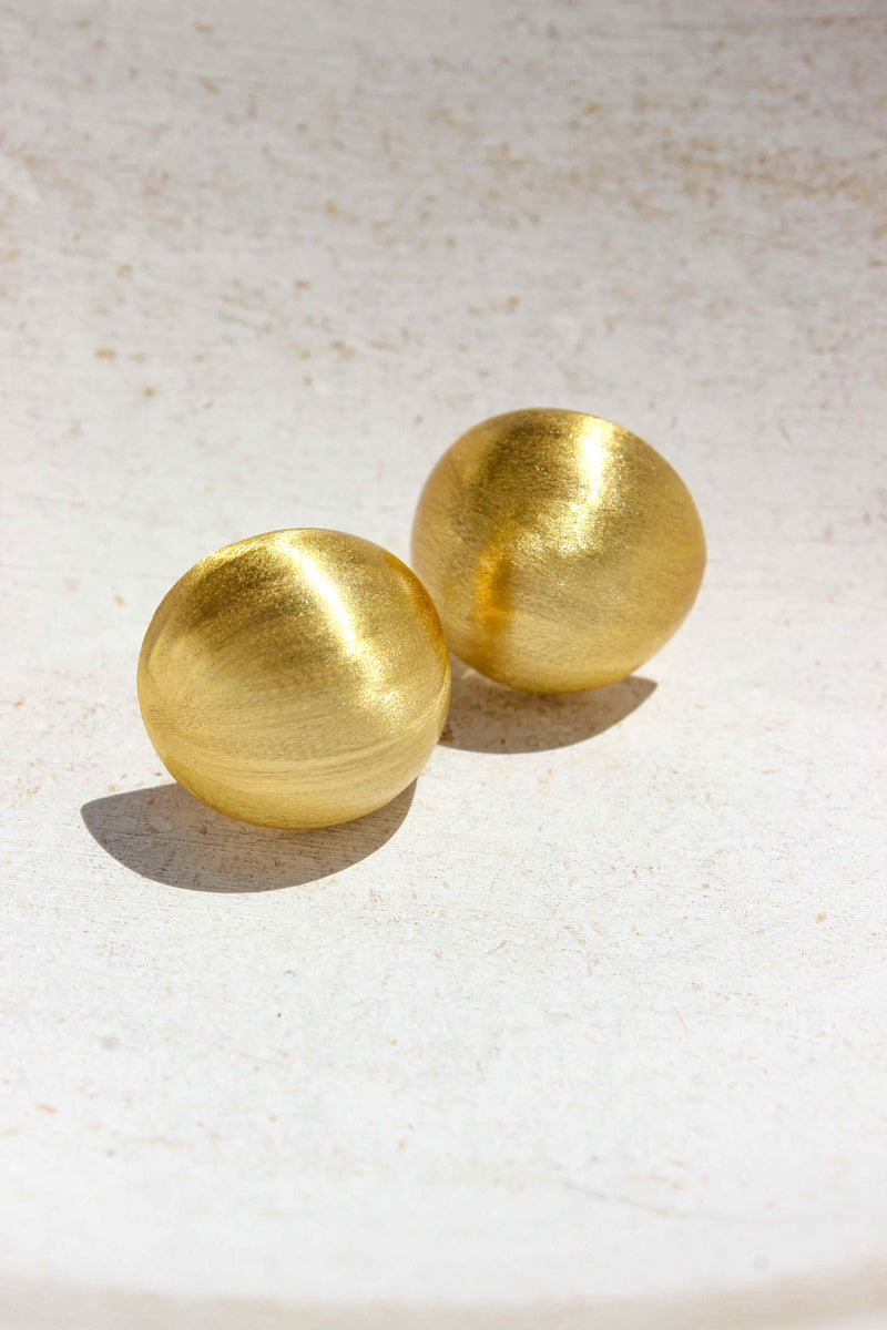 Isabella Matt finish gold studs