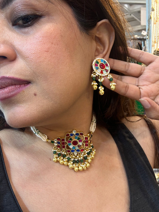 Kundan Navratran Choker Set