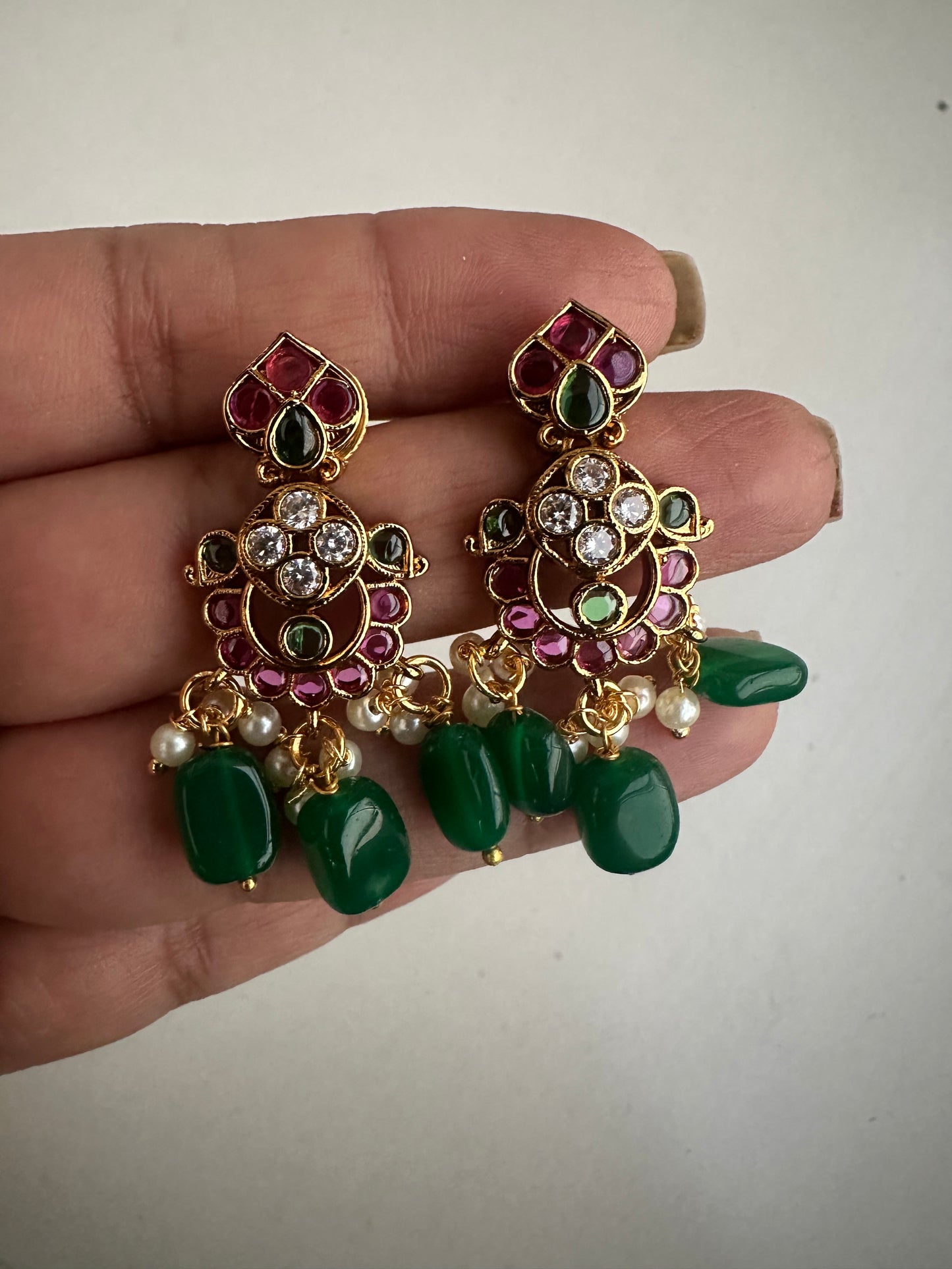 Invisible Chain Necklace Set-Vamika