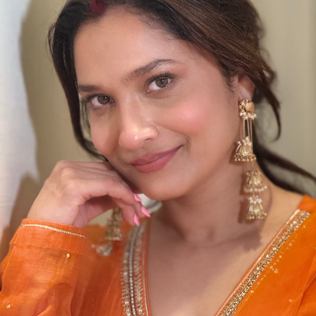 Tota Maina Kashmiri Matte Earrings