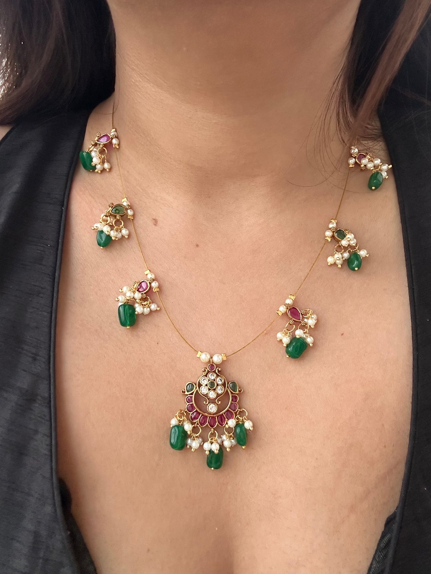 Invisible Chain Necklace Set-Vamika