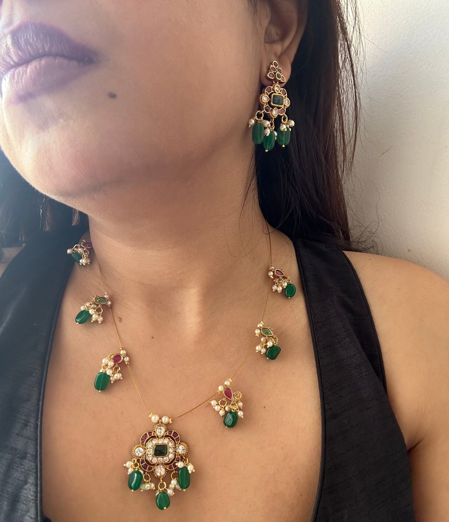 Invisible Chain Necklace Set-Niranjani