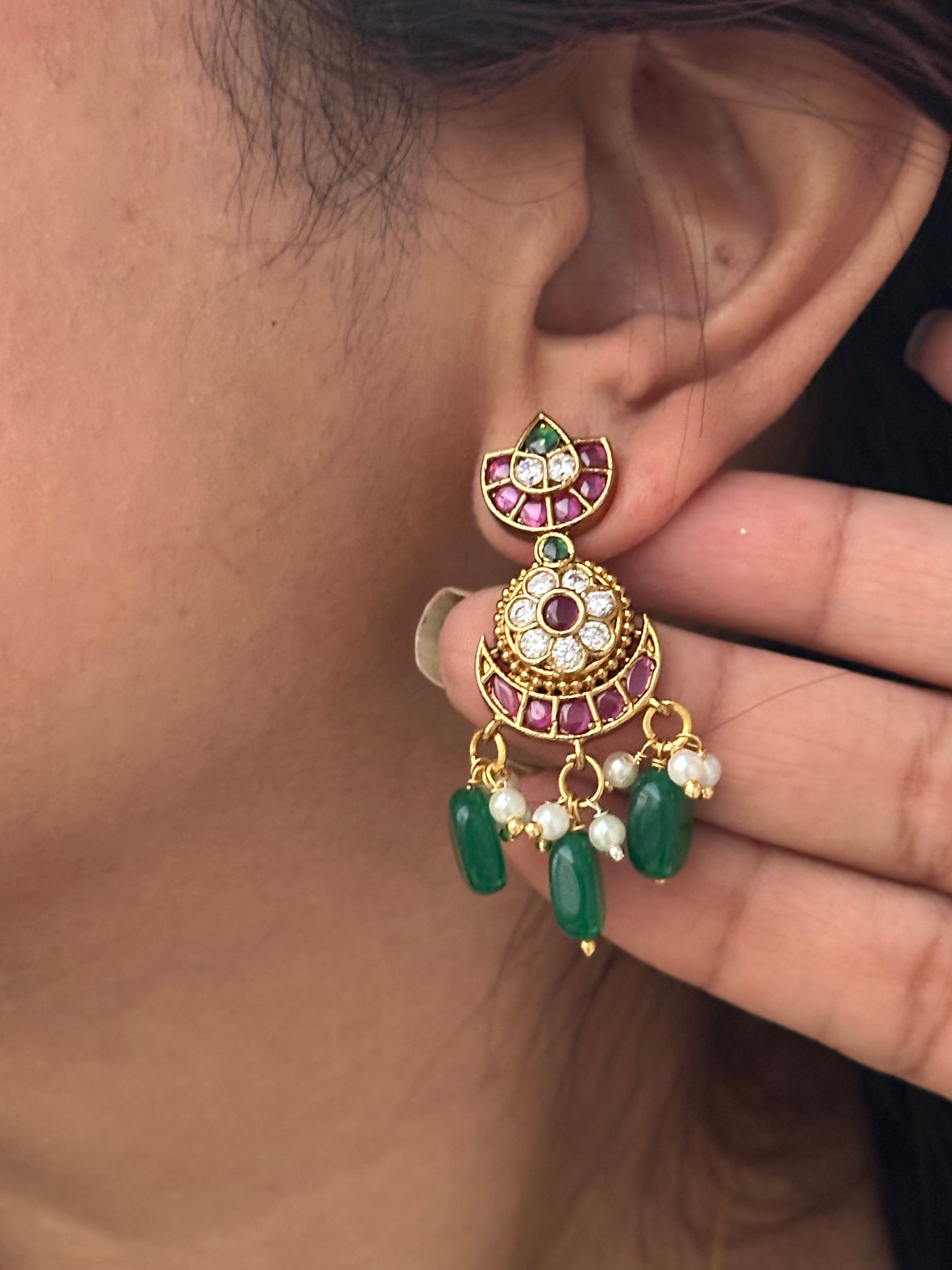 Invisible Chain Necklace Set-Mohini