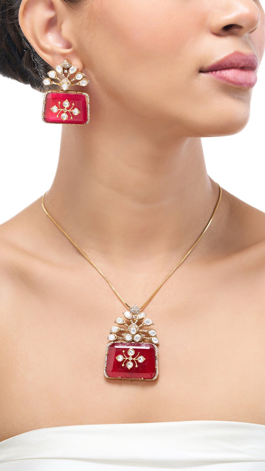 Melena Ruby Polki Pendent Set