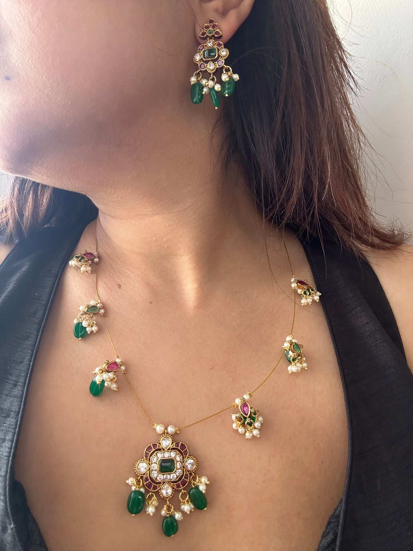 Invisible Chain Necklace Set-Niranjani