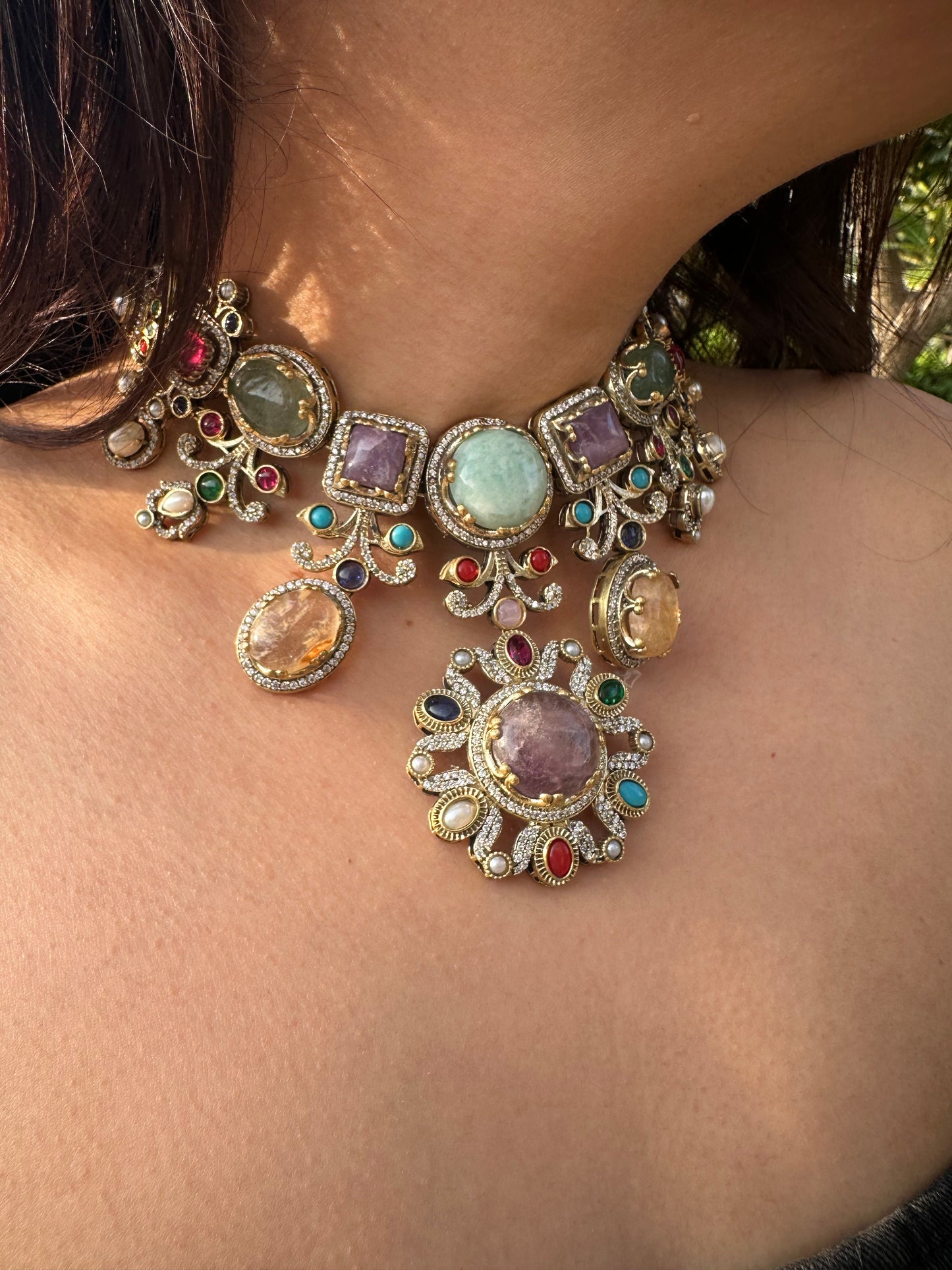 Multistone Choker Necklace Set