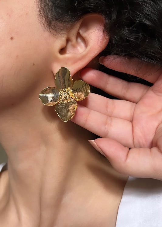 Ayra Flower Stud Earring