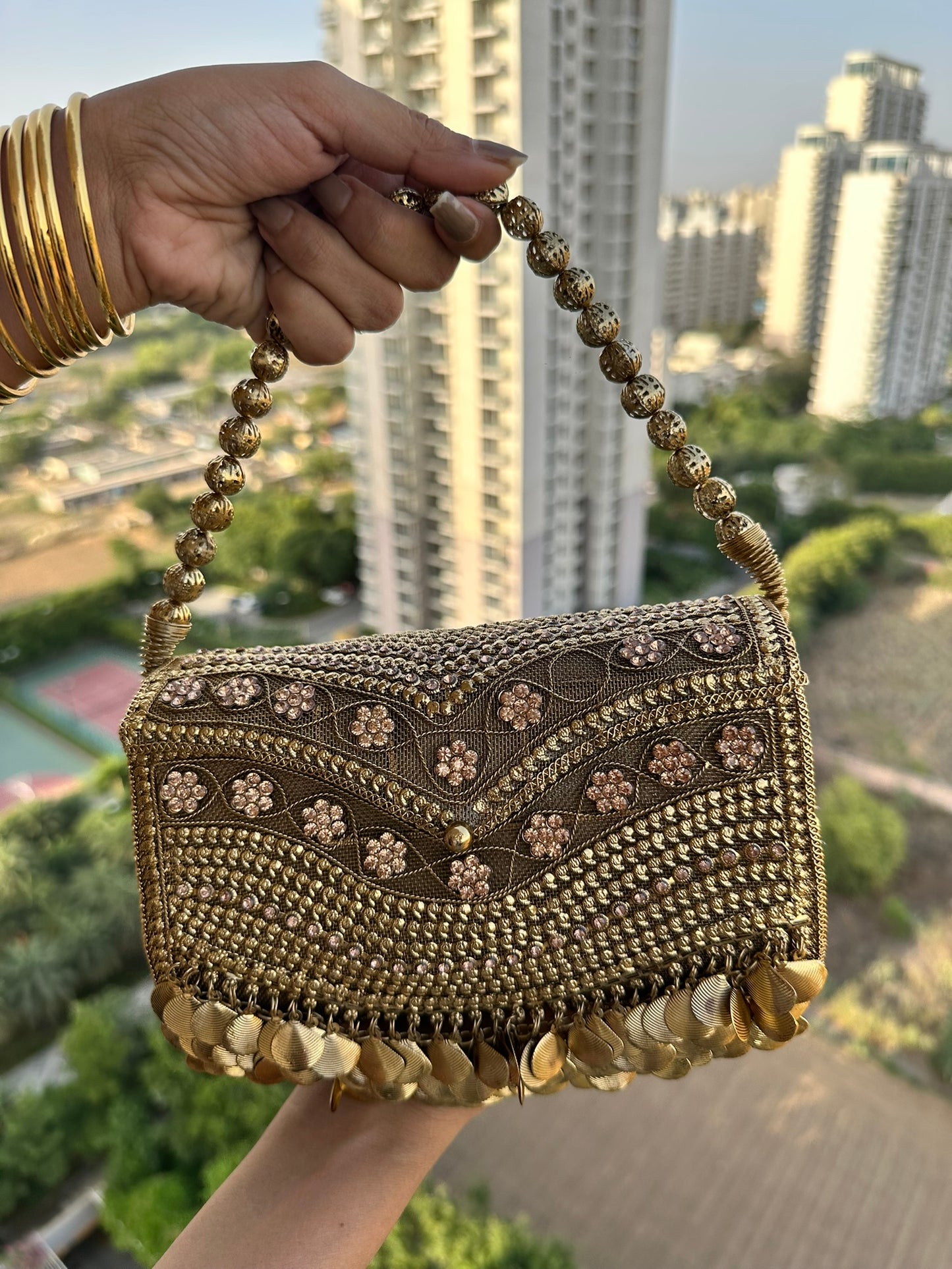 Noori Antique Filigree Metal Clutch