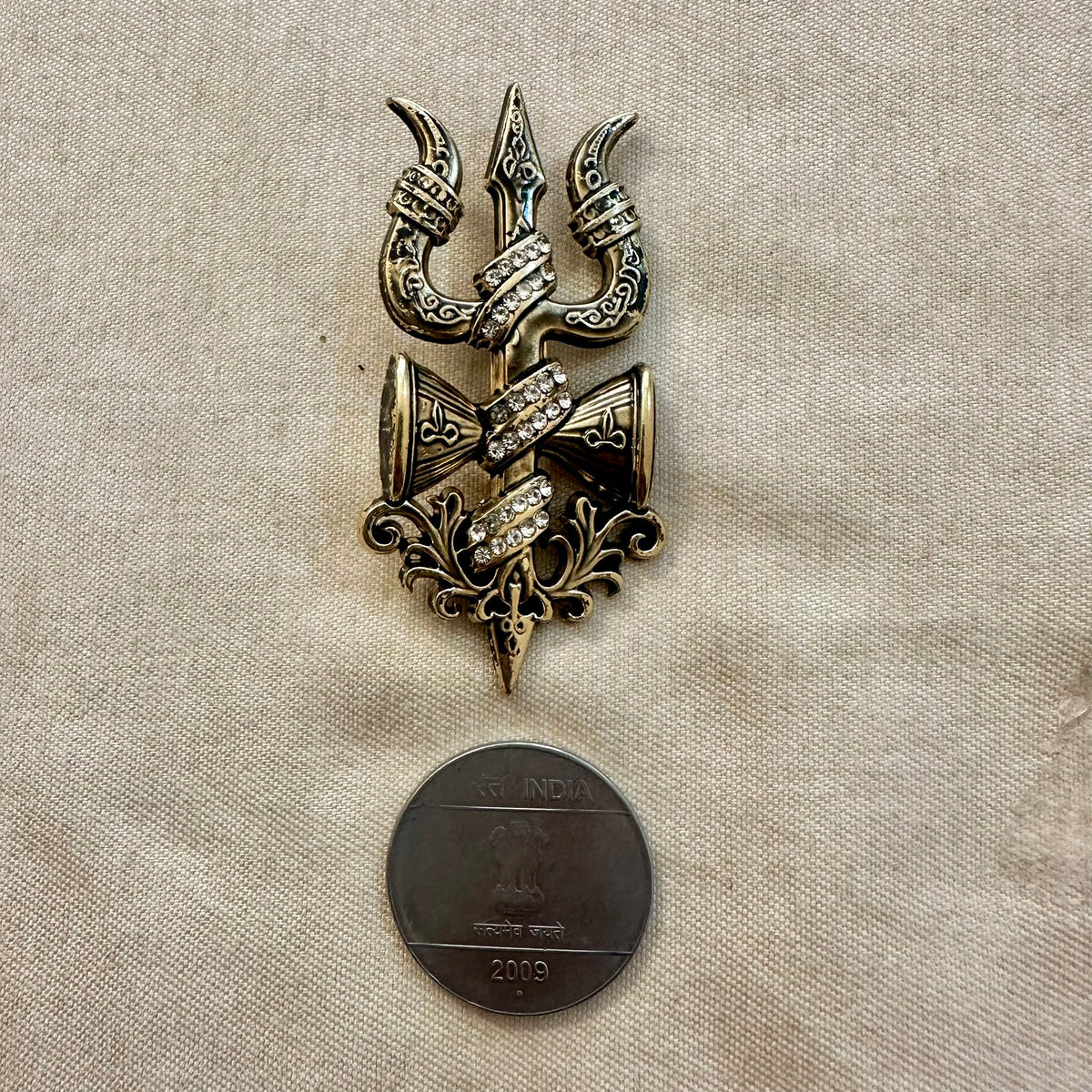 Antique Finish Indian Brooch Pins, Royal Crest Jewelry, Wedding Accessories