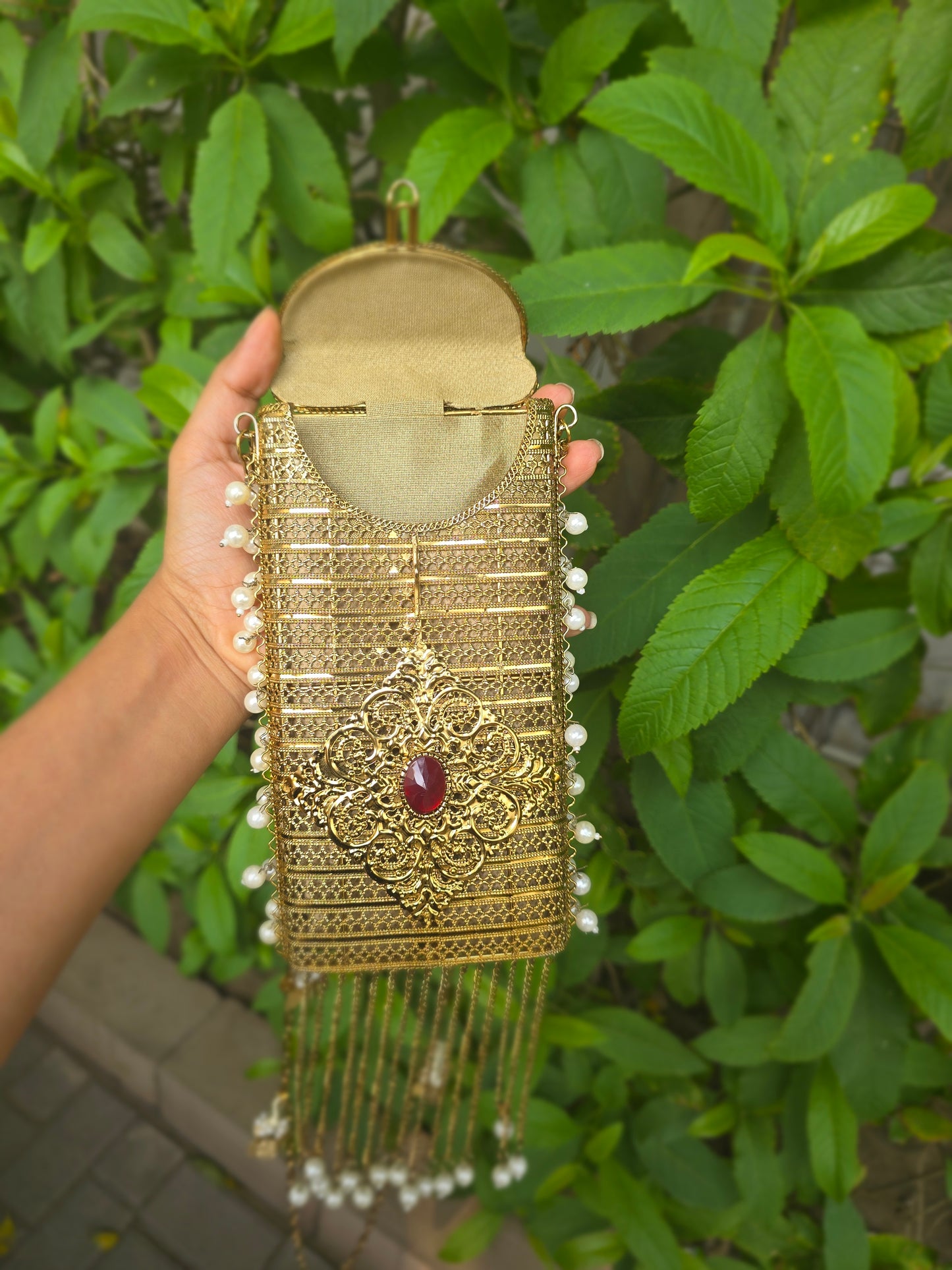 Antique Mobile Pouch with Fringe Tassel