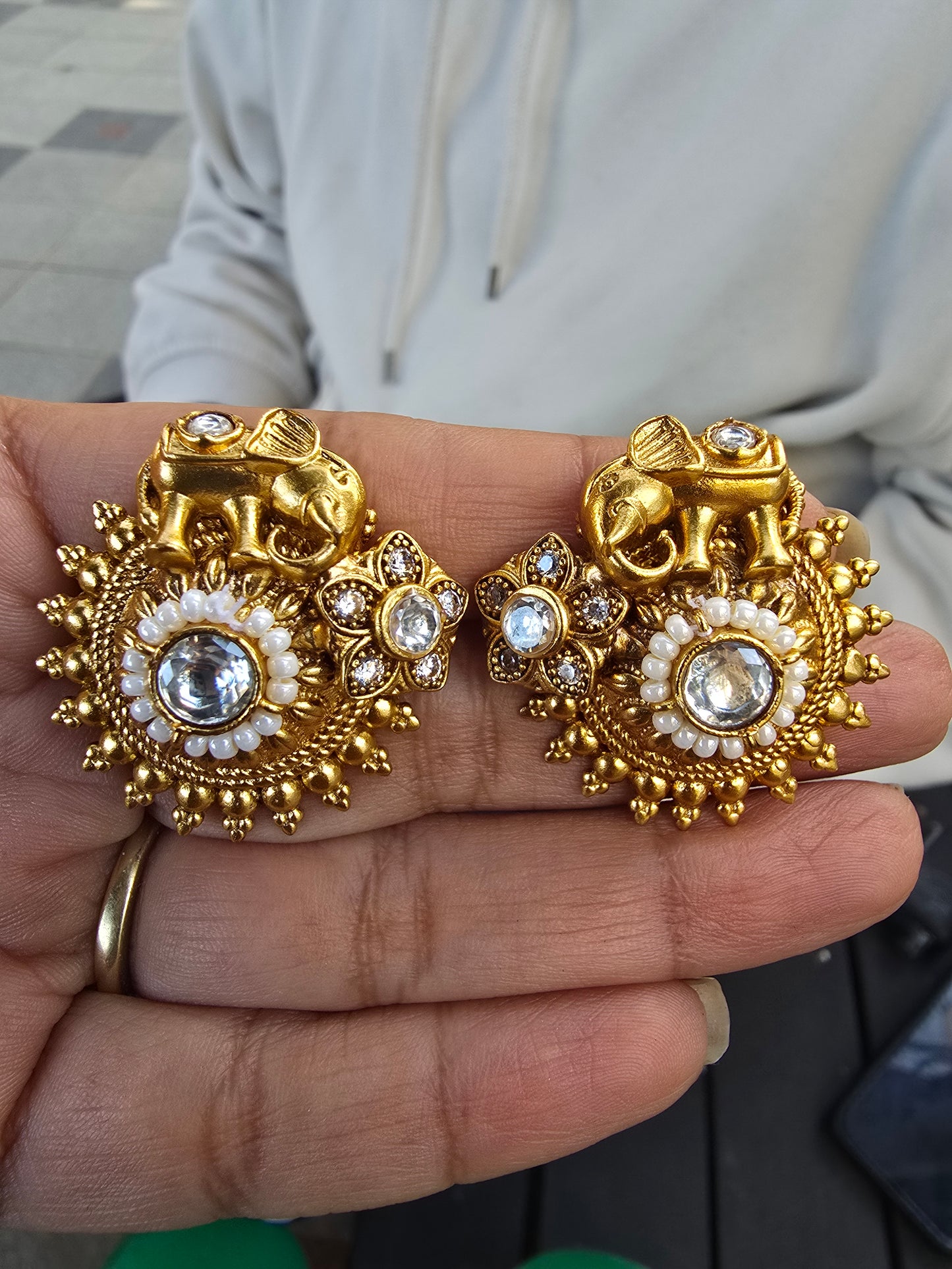 Antique Gold Elephant Motif Studs with Kundan & Pearl Accents