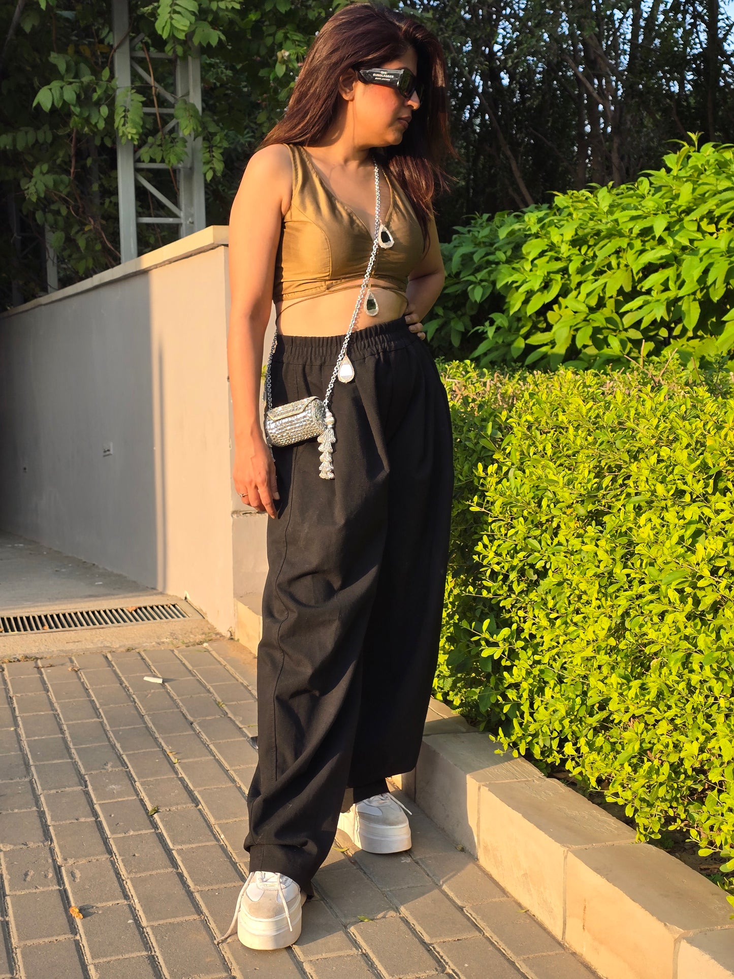 Jharoka Heeramandi Clutch Bag