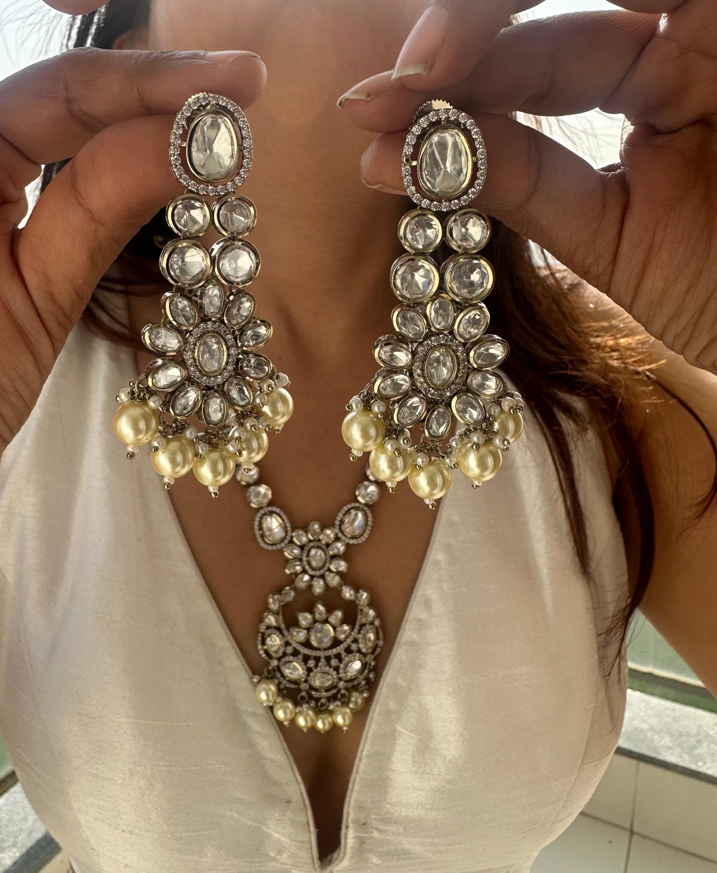 Zahra Polki Victorian Necklace Set