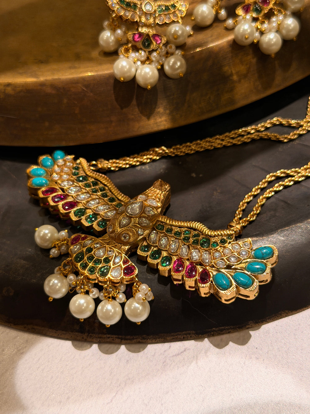 Garuda Kundan Celebrity Pendant Set