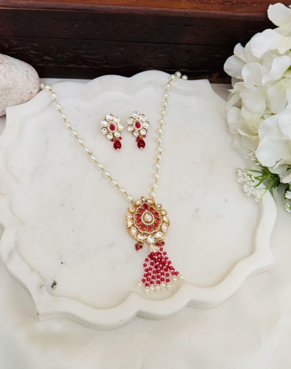 Mandana Pearl Polki Mala Set