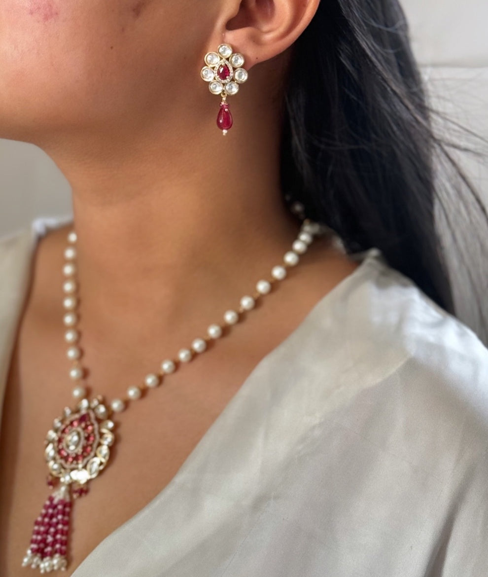Mandana Pearl Polki Mala Set